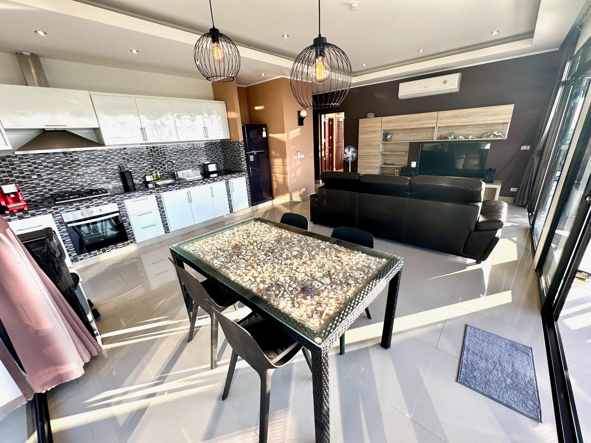 Smart Entertainment Area